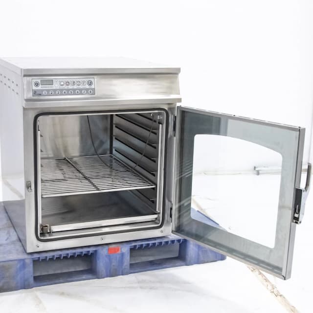 Печь-коптильня (низкотемпературного приготовления) ТТМ Istoma LTO-190ES арт. УТ-00088495 (Б/У 1 шт)